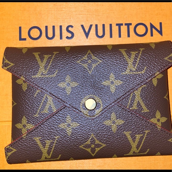 Louis Vuitton Handbags - Louis Vuitton Monogram Medium Kirigami Pouchette